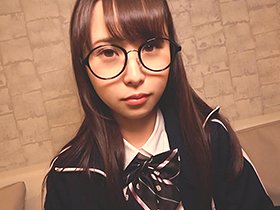 円女交際 中出しoK18歳 純情メガネちびっこ中出し娘 井上そら サンプル動画サムネイル